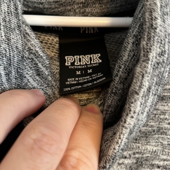 Pink sweater - Picture 2 of 2